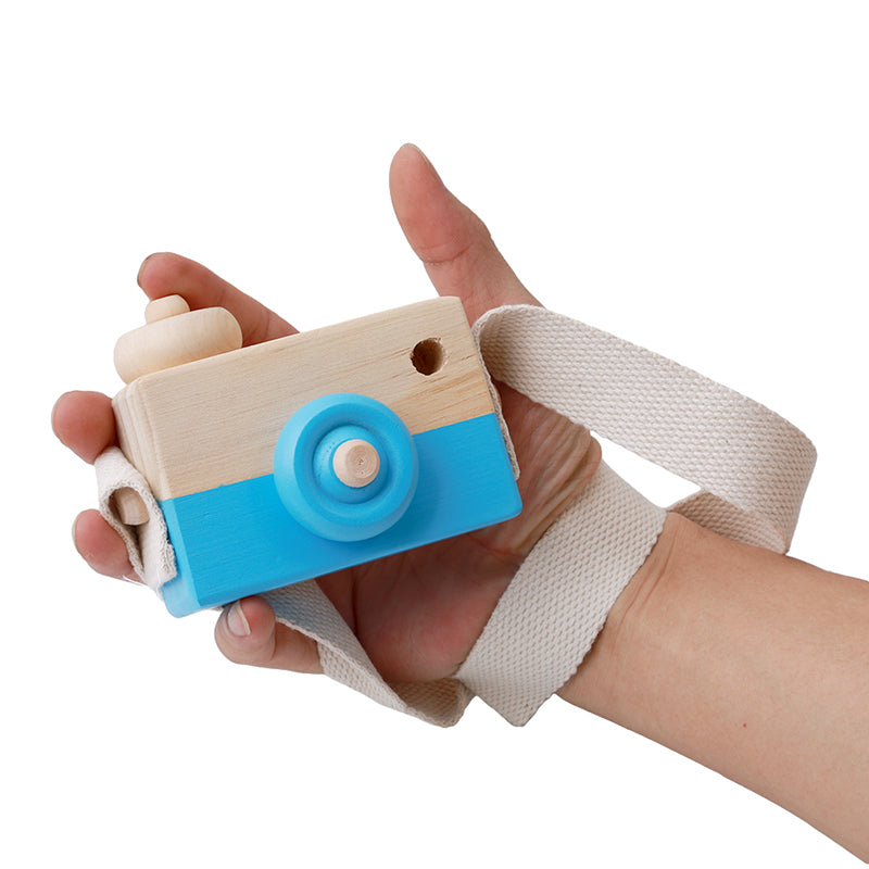 Handgefertigte Kamera aus Naturholz