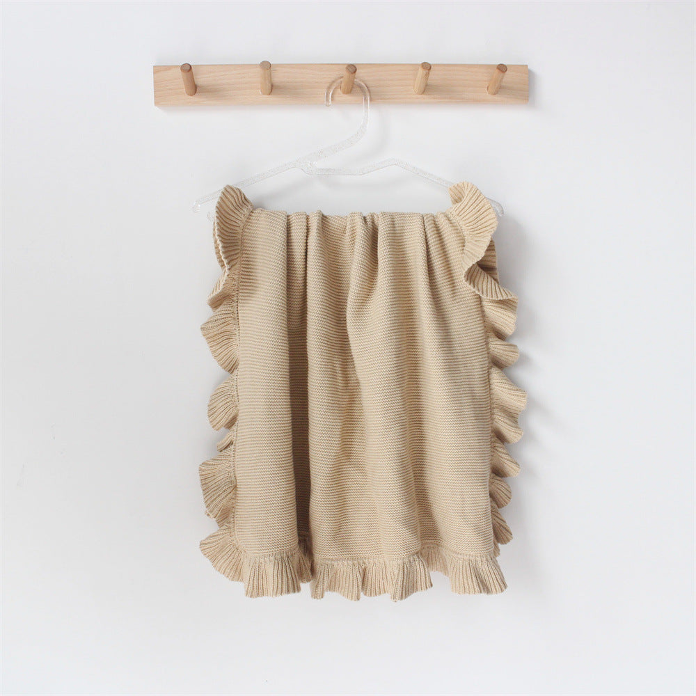 Adorable ruffle blanket