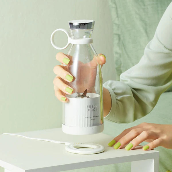 Portabler Smoothie Mixer
