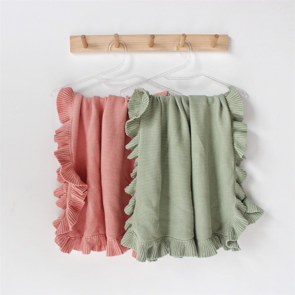 Adorable ruffle blanket